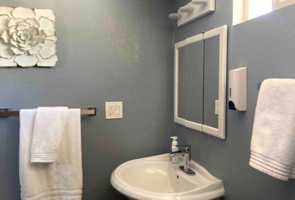Photo of Bathroom in Banning