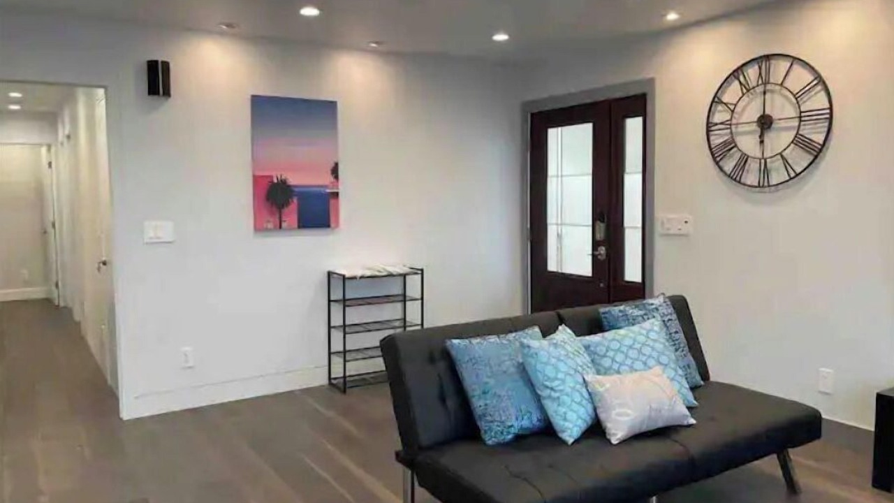 Photo of Livingroom in Westlake