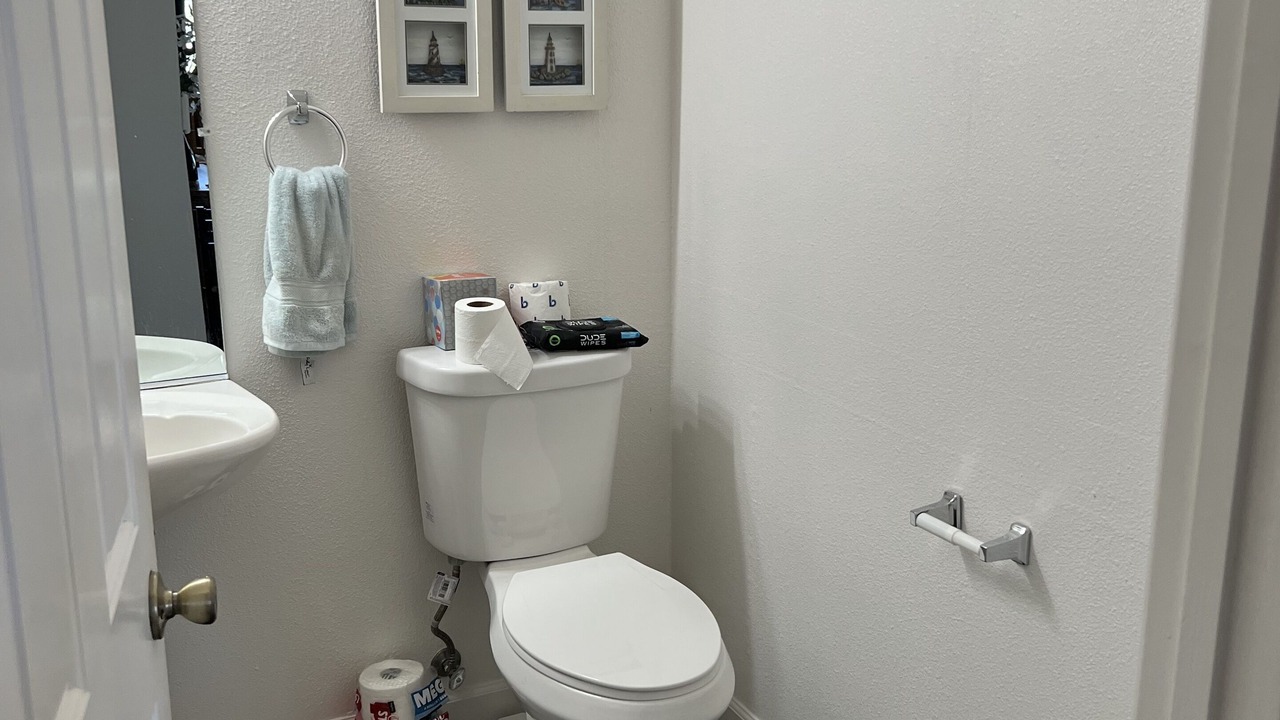 Photo of Bathroom in Oak Shores