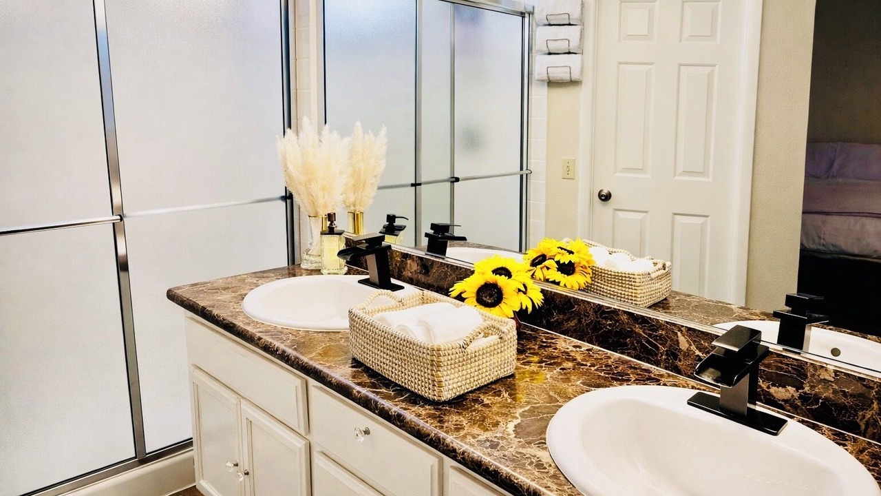 Photo of Bathroom in North Las Vegas