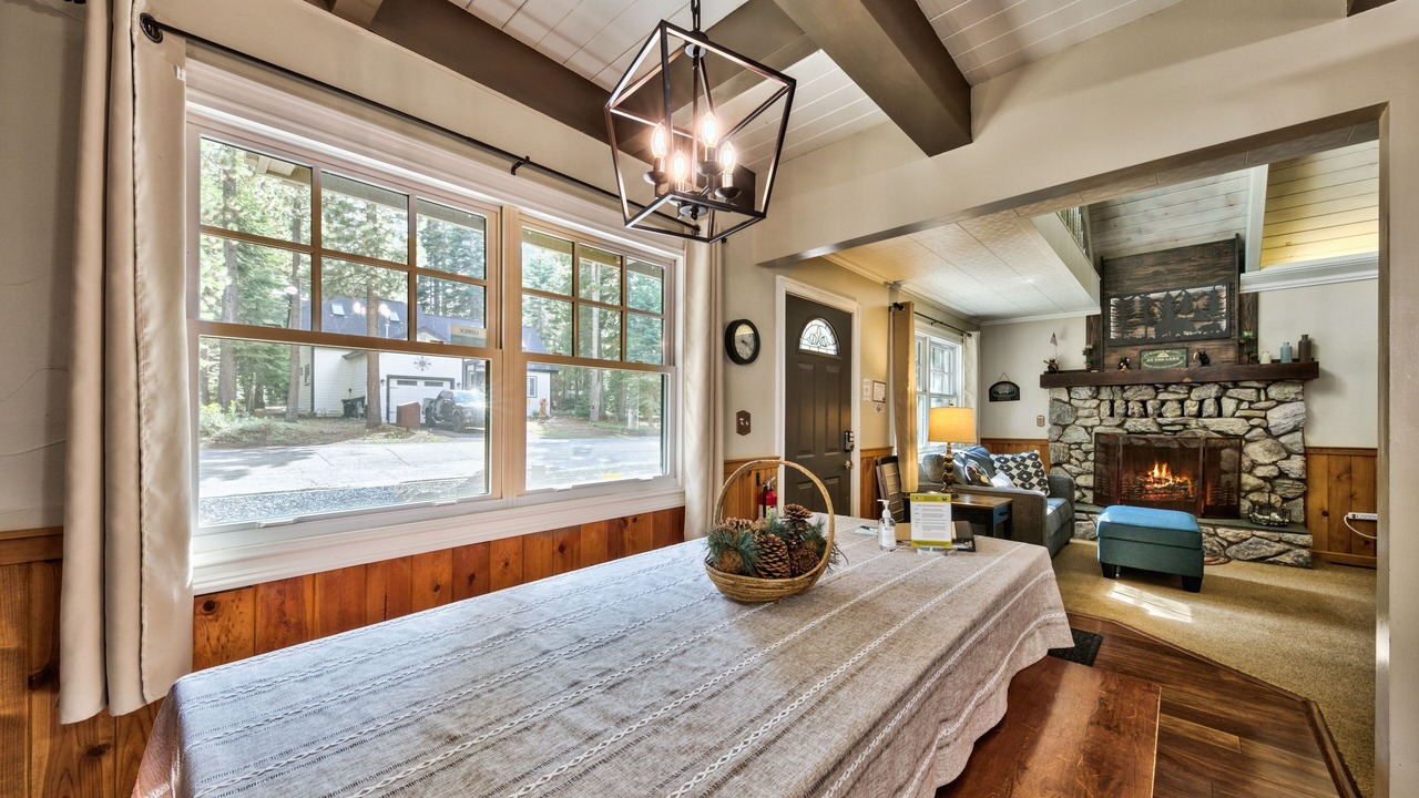 Photo of Livingroom in Tahoe Paradise