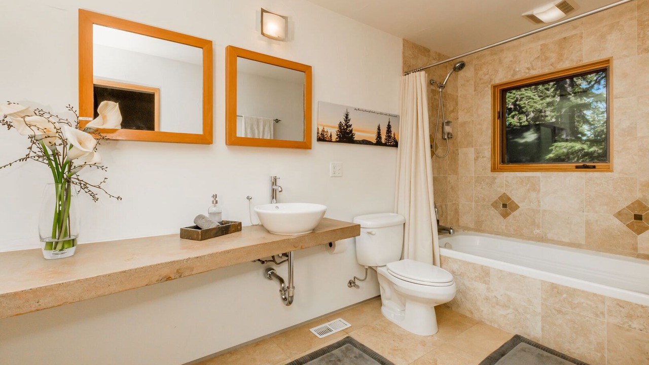 Photo of Bathroom in Truckee