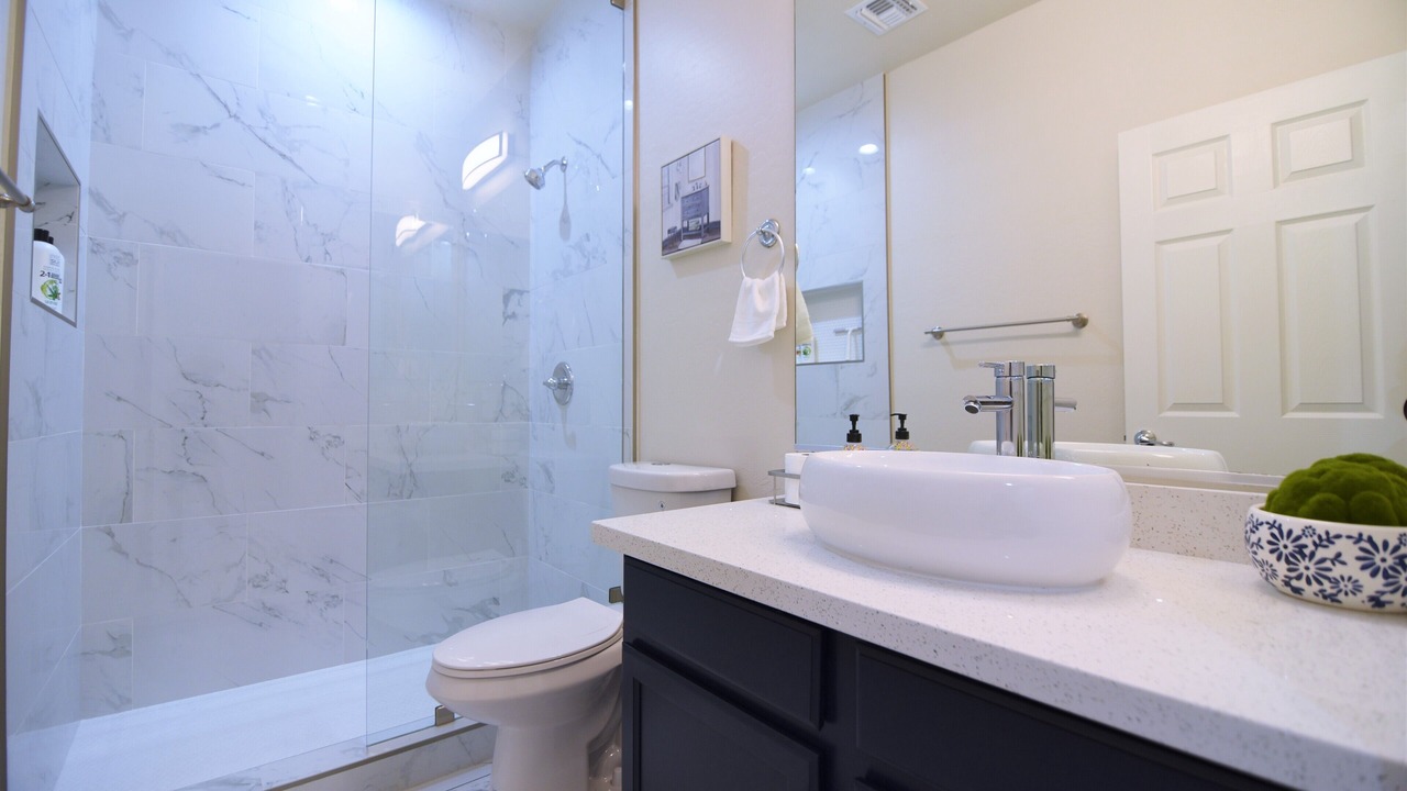 Photo of Bathroom in Rovey Farm Estates
