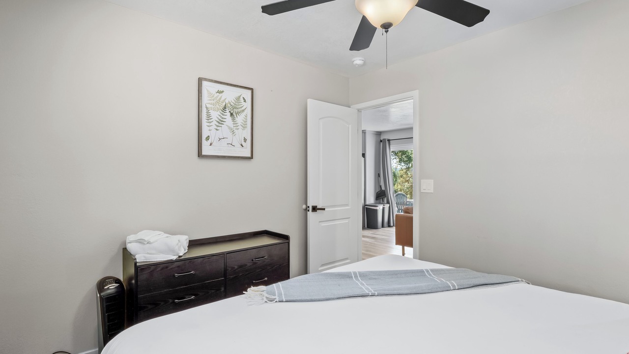 Photo of Bedroom in Oakhurst