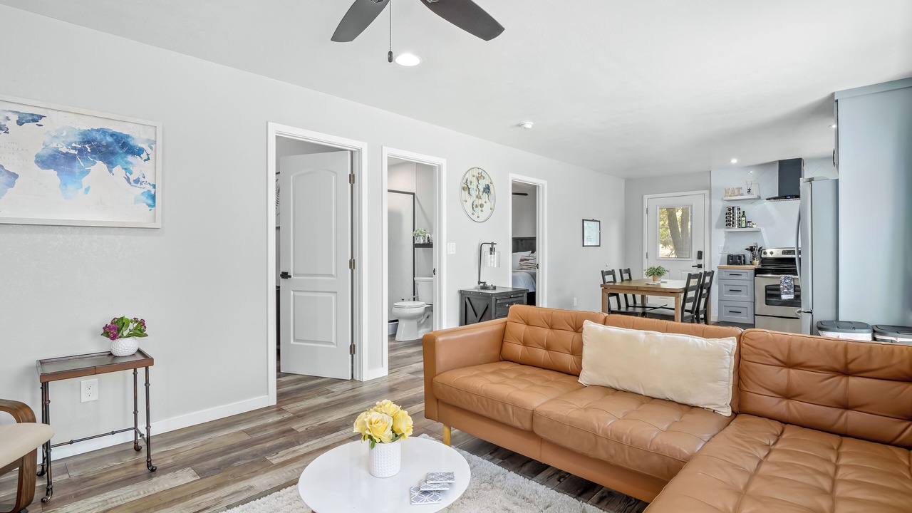 Photo of Livingroom in Oakhurst