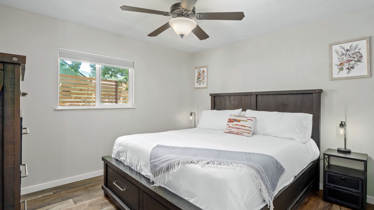 Photo of Bedroom in Oakhurst