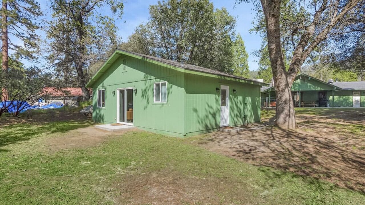 Photo of Outdoor in Oakhurst
