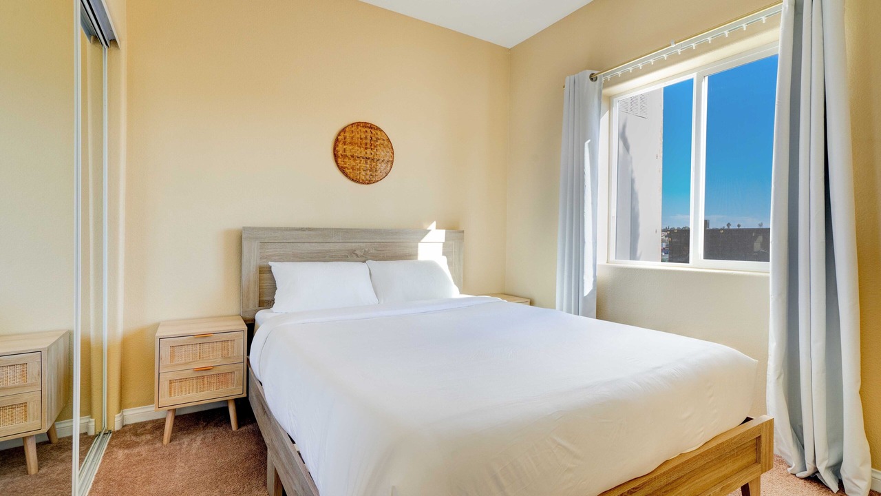 Photo of Bedroom in Lincoln Acres