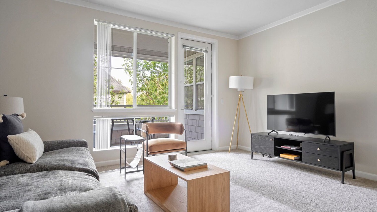 Photo of Livingroom in Central San Mateo