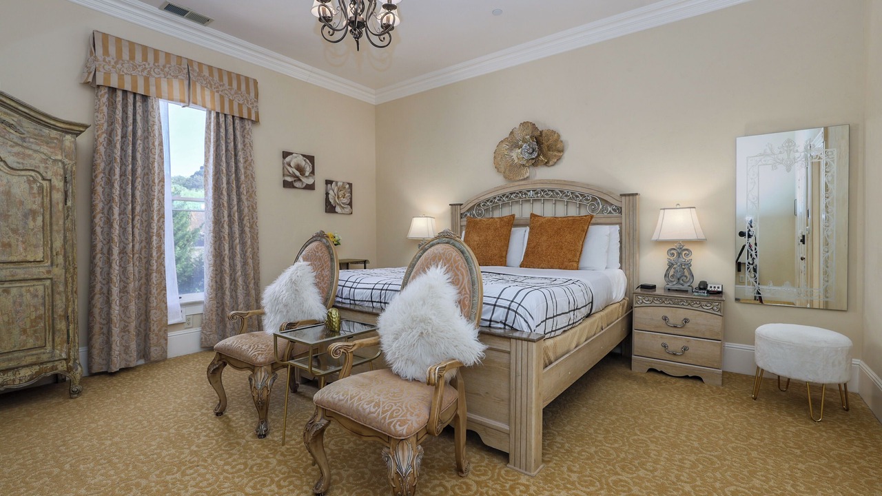Photo of Bedroom in Salinas
