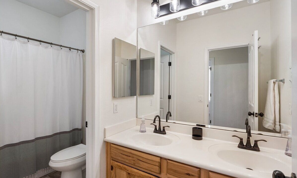 Photo of Bathroom in Cooper Commons