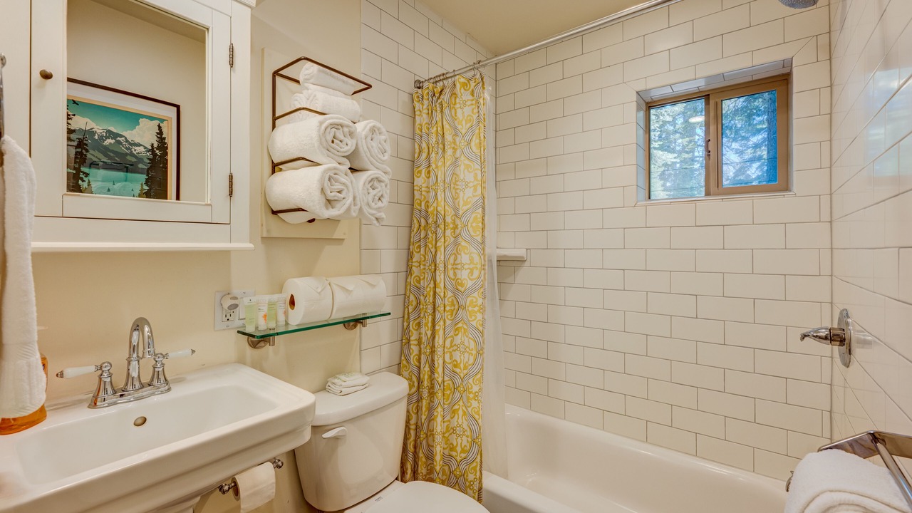 Photo of Bathroom in Tahoe Pines