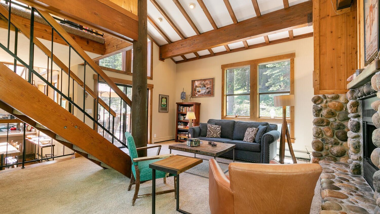 Photo of Livingroom in Alpine Meadows