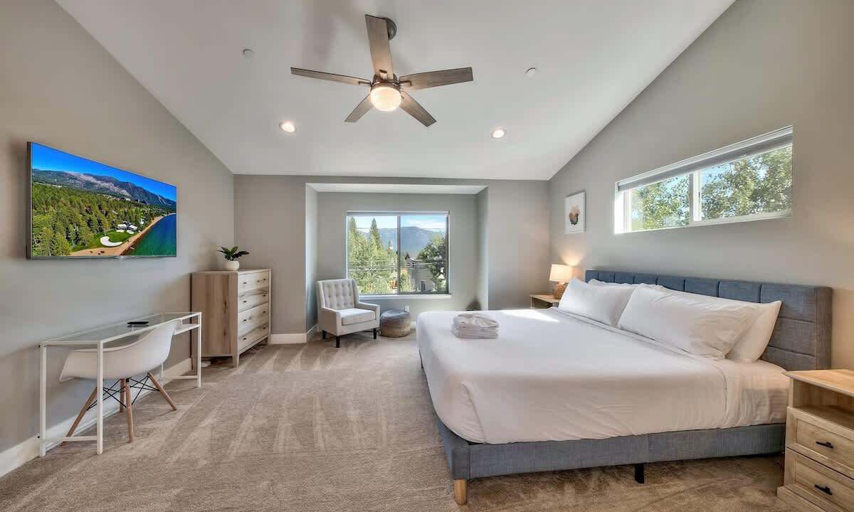 Photo of Bathroom in Mountain View Estates