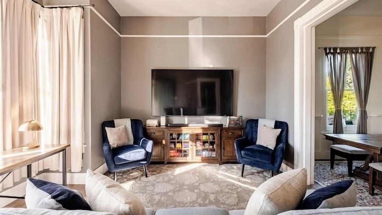 Photo of Livingroom in Sherman Heights