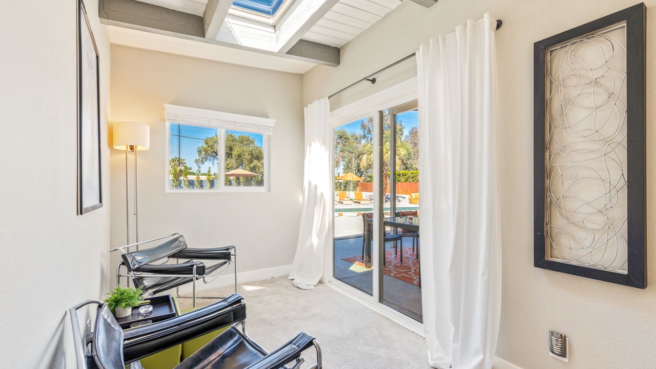 Photo of Outdoor in Sunmor