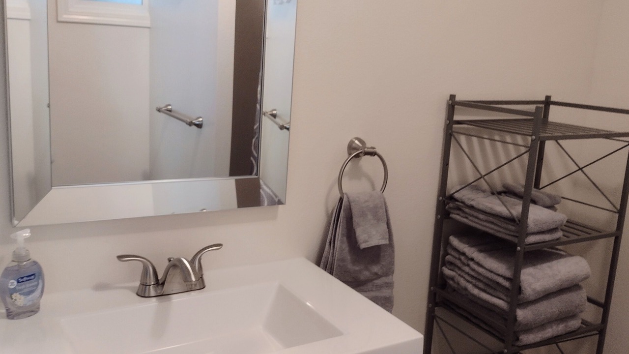 Photo of Bathroom in Clearlake Park