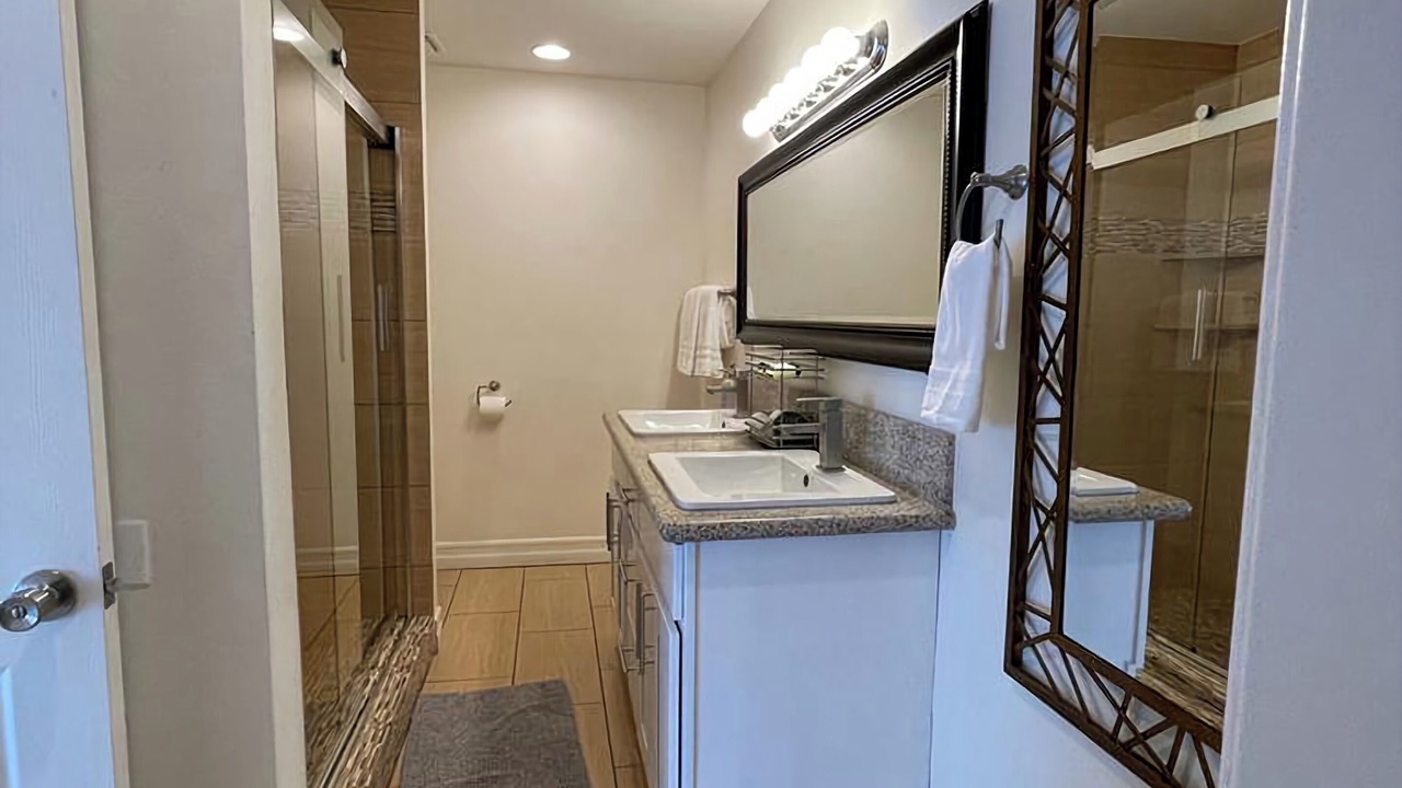 Photo of Bathroom in Paradise