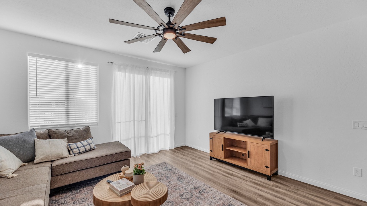 Photo of Livingroom in North Las Vegas