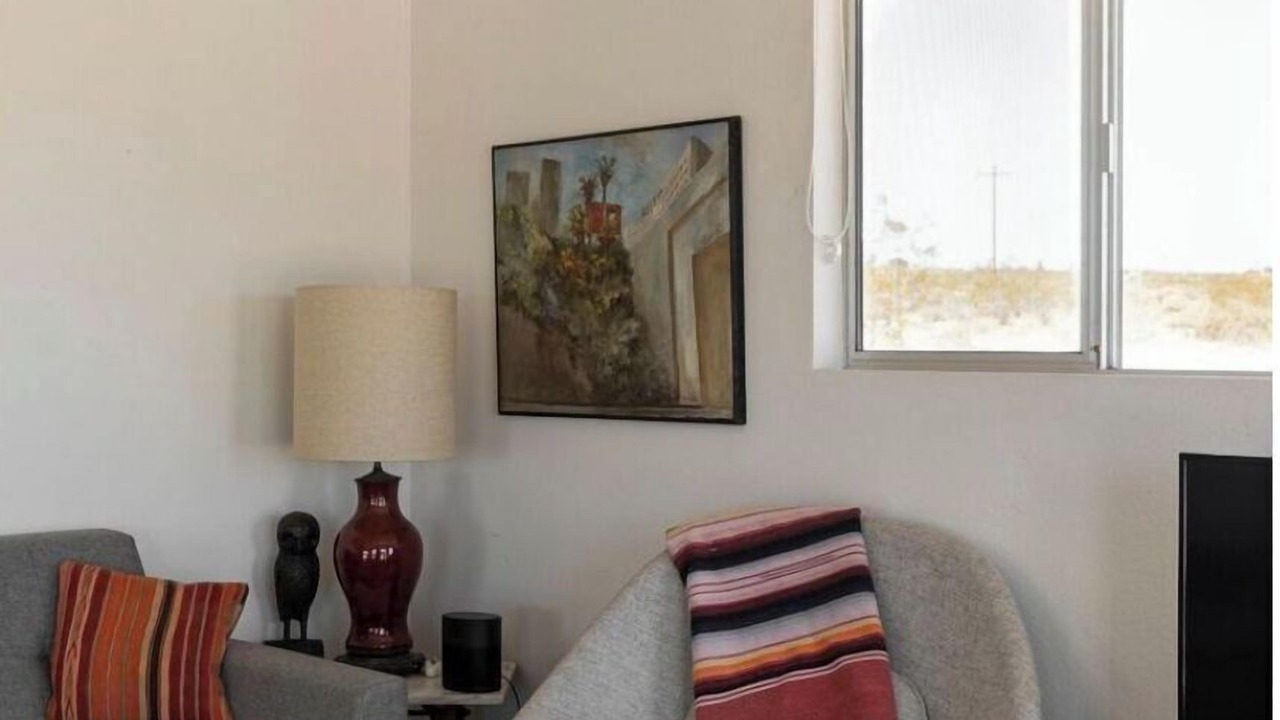 Photo of Livingroom in Landers