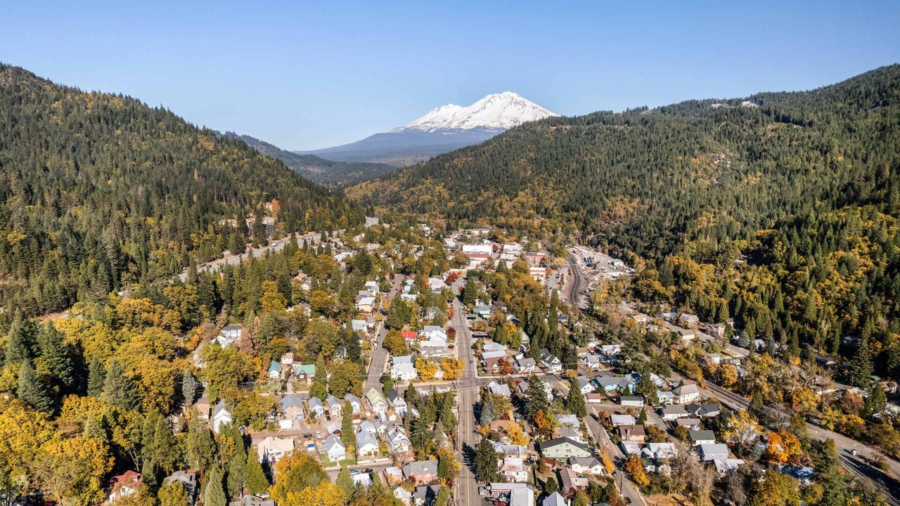 Photo of Others in Dunsmuir