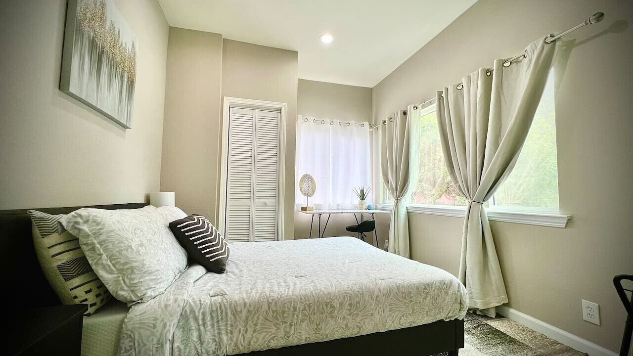 Photo of Bedroom in Willow Glen
