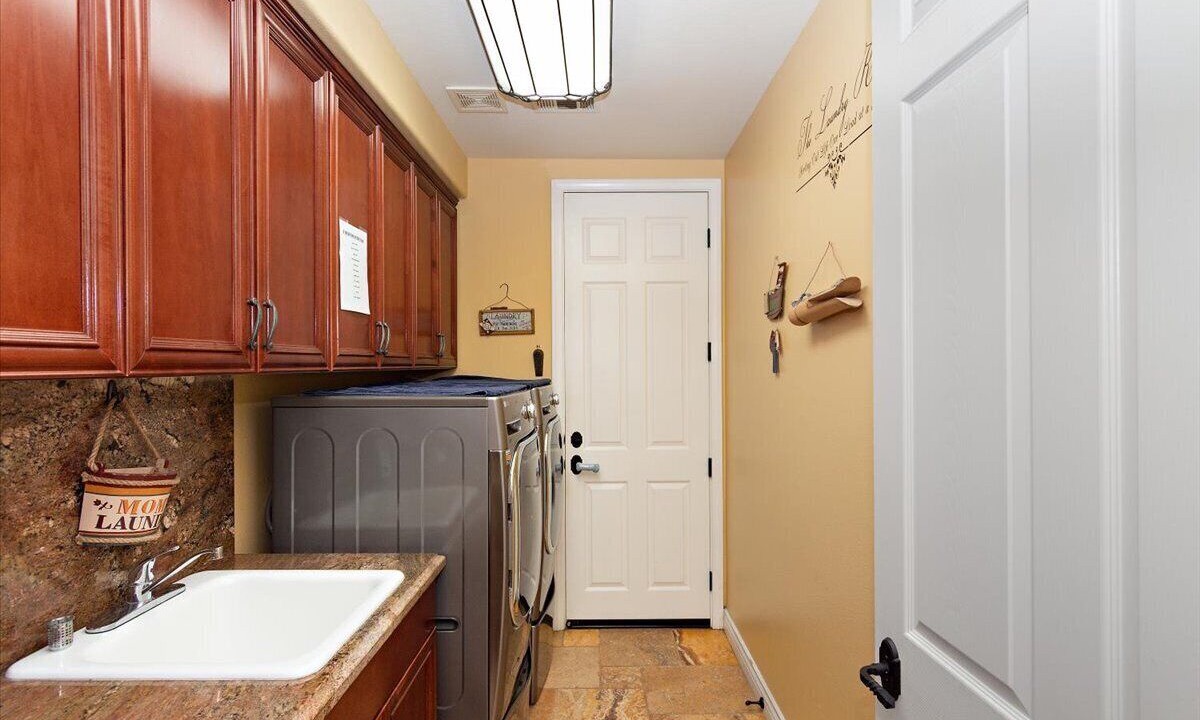 Photo of Kitchen in Indio