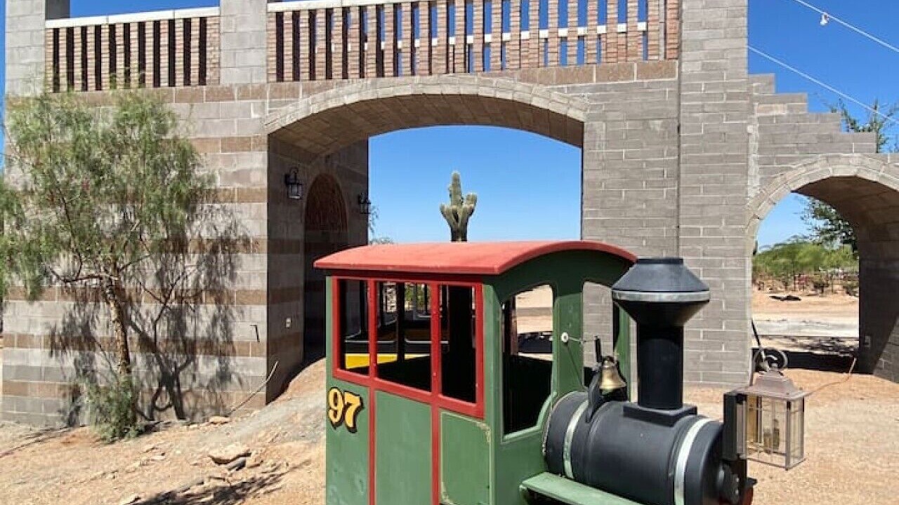 Photo of Others in East Mesa