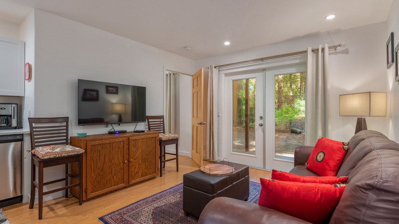 Photo of Bedroom in Occidental