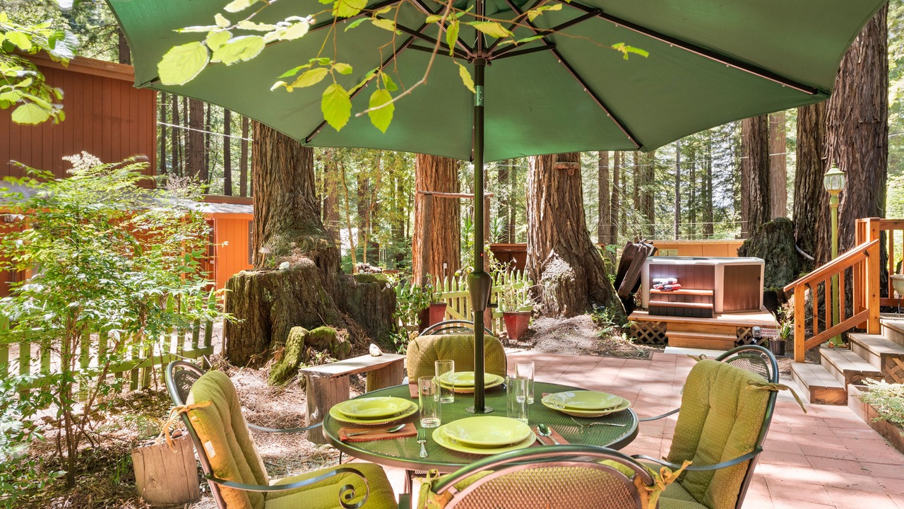 Photo of Outdoor in Occidental