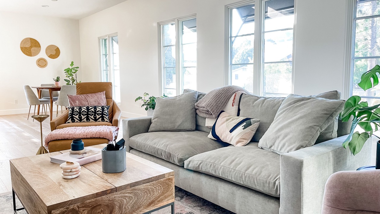 Photo of Livingroom in Downtown