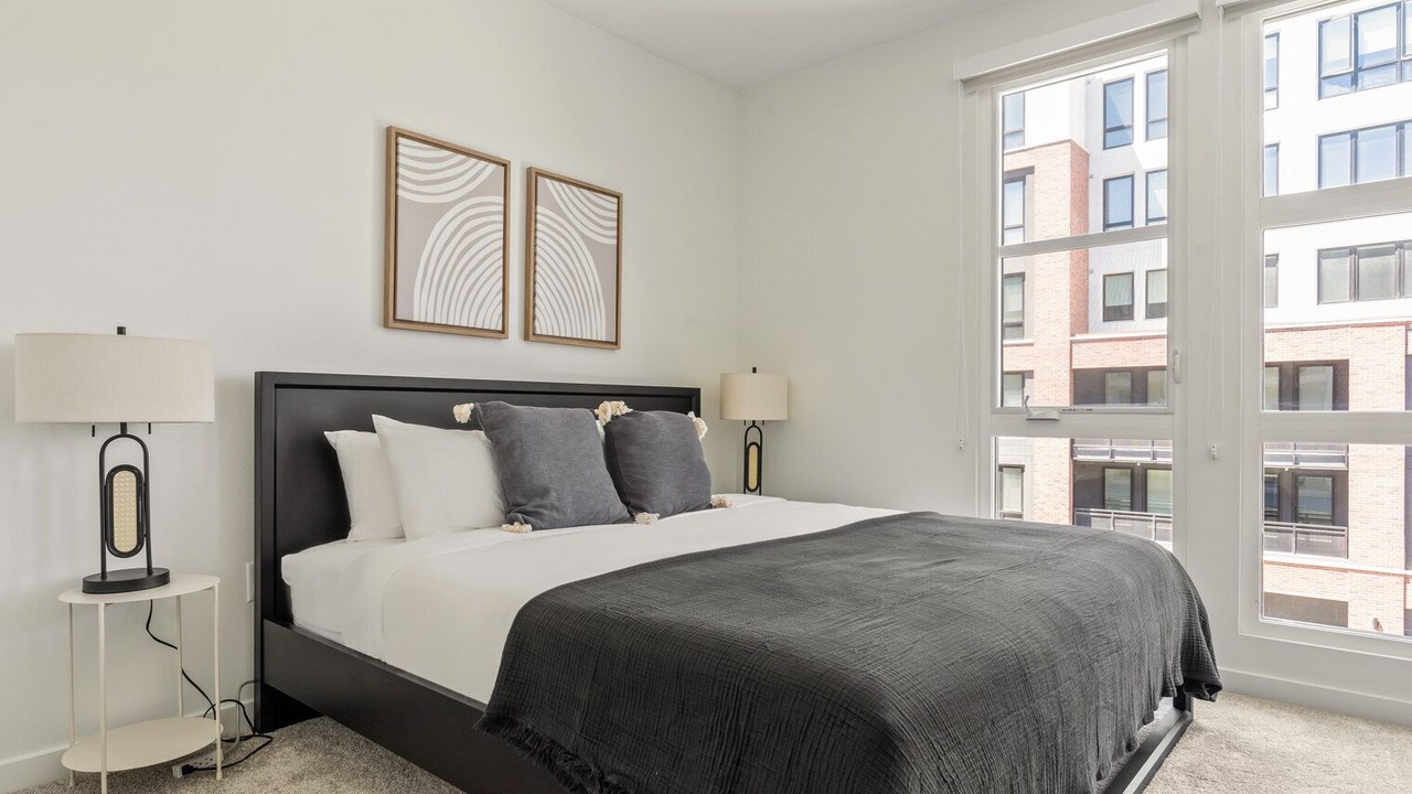Photo of Bedroom in Emeryville