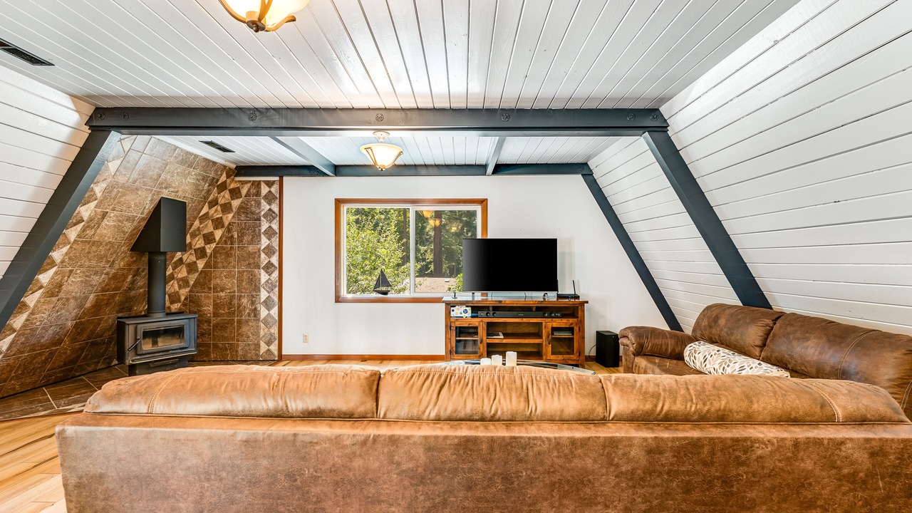Photo of Livingroom in Gualala