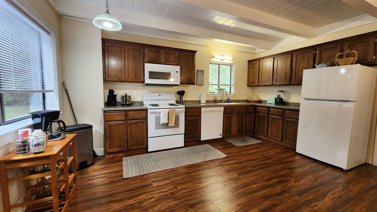 Photo of Kitchen in McKinleyville