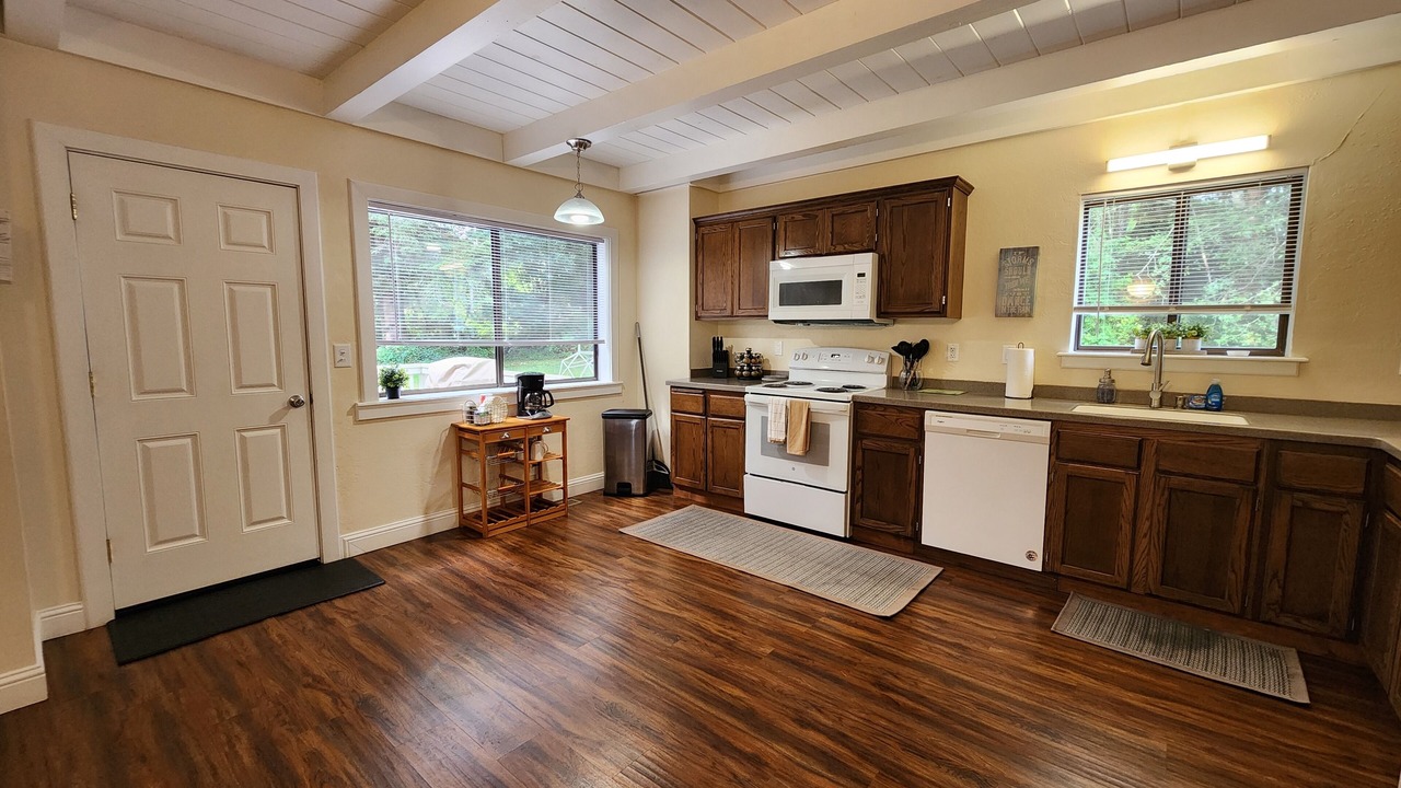 Photo of Kitchen in McKinleyville
