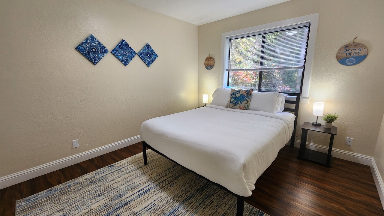 Photo of Bedroom in McKinleyville