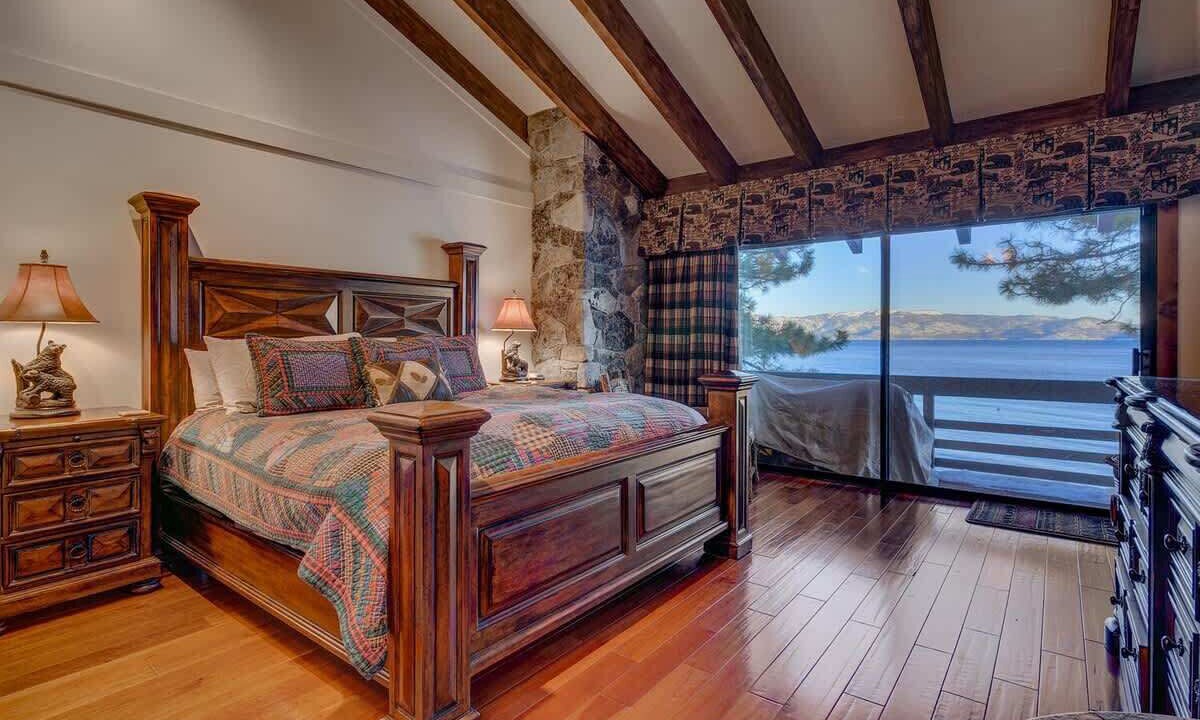 Photo of Bedroom in Dollar Point