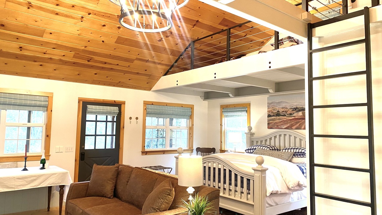 Photo of Livingroom in Smartville