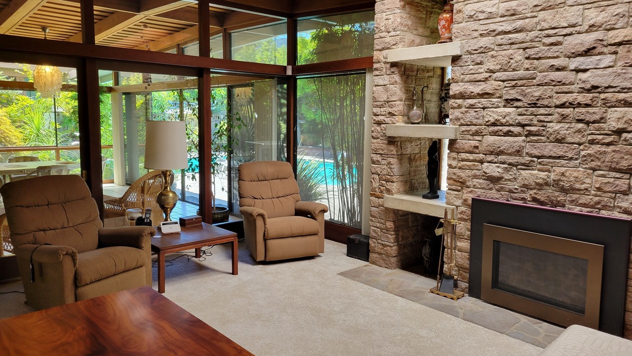 Photo of Livingroom in Ukiah