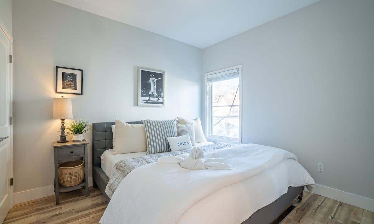 Photo of Bedroom in Downtown Sacramento