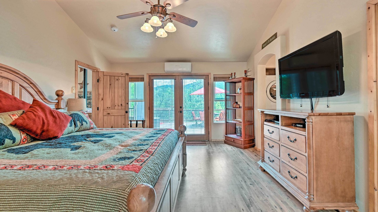 Photo of Bedroom in Groom Creek