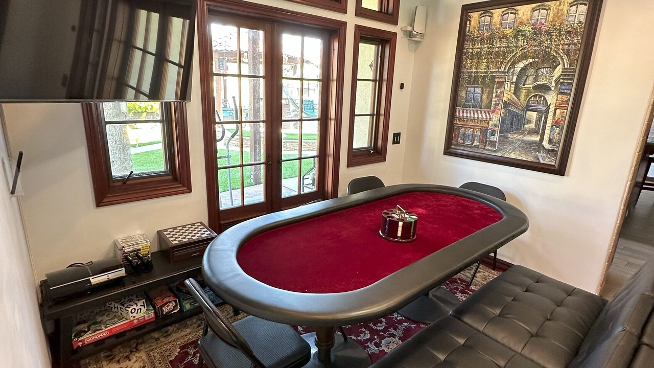 Photo of Bedroom in North Valley