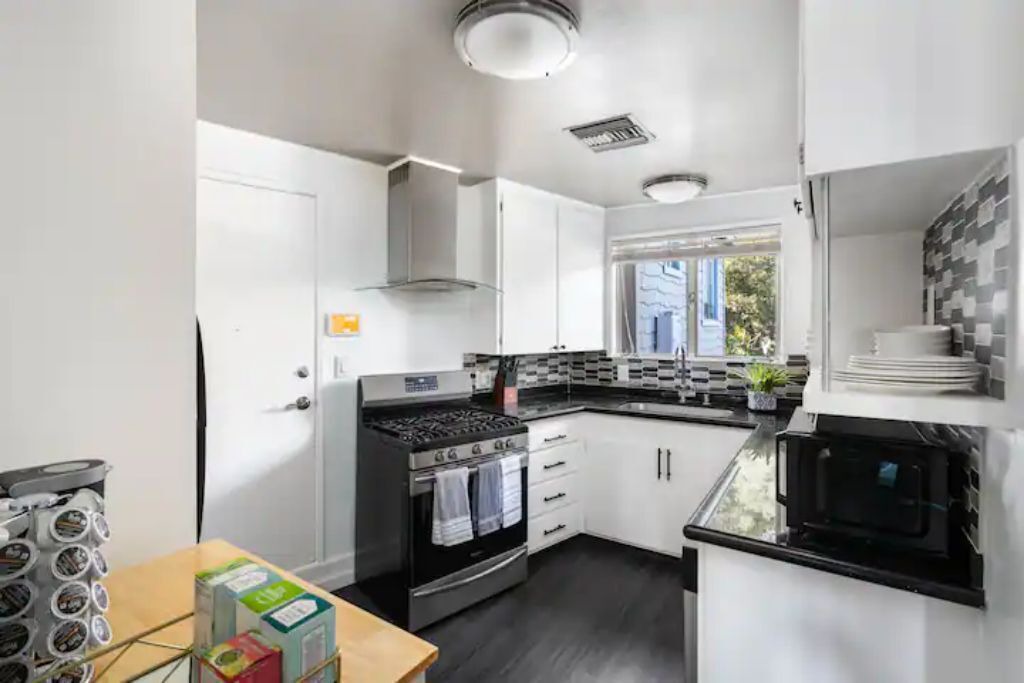 Photo of Kitchen in Sierra Madre