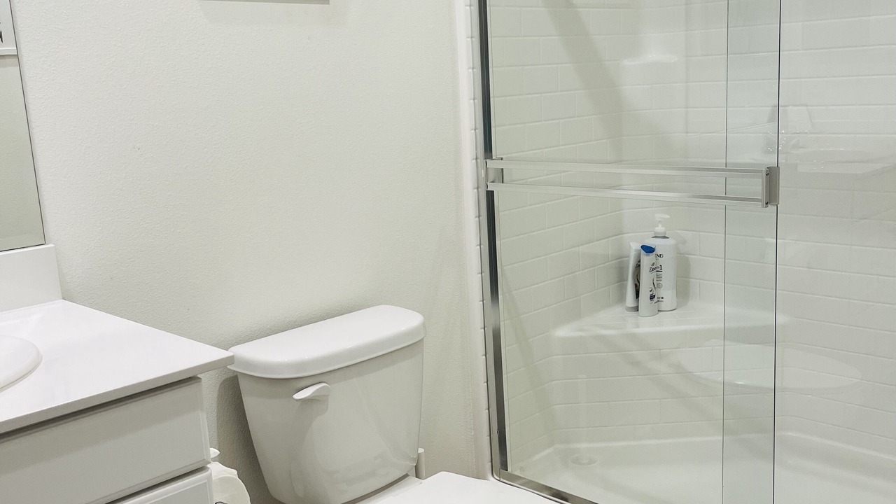 Photo of Bathroom in Lacy