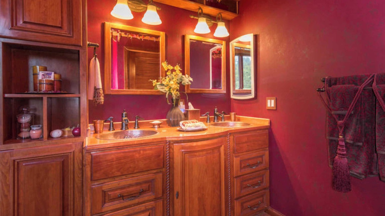Photo of Bathroom in Templeton