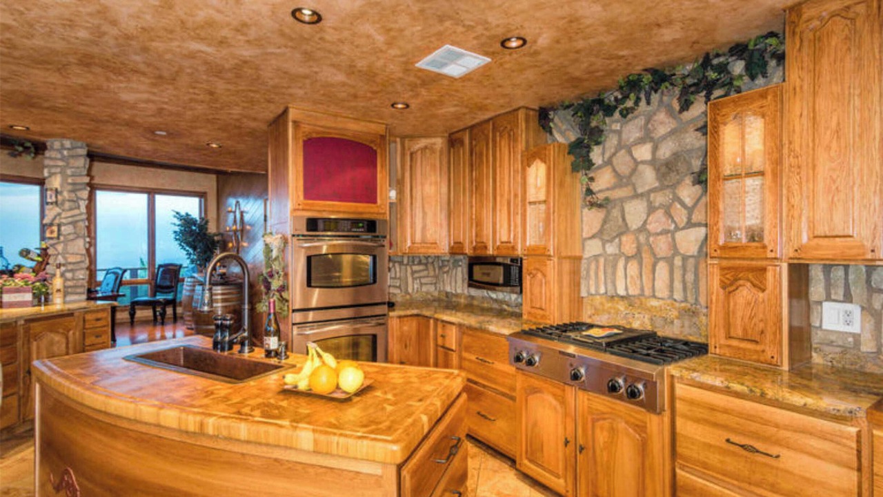 Photo of Kitchen in Templeton