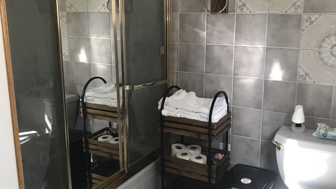 Photo of Bathroom in Susanville