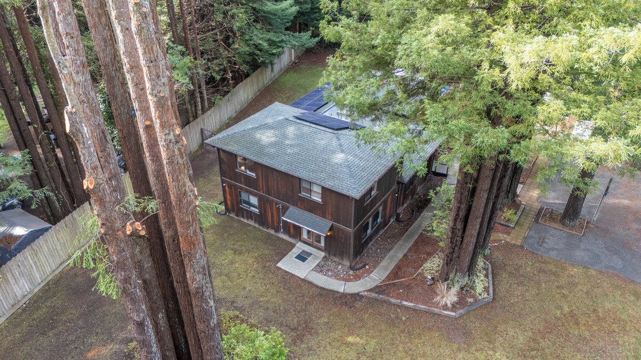 Photo of Bedroom in Fort Bragg
