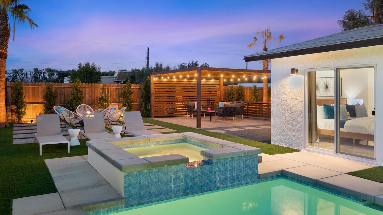 Photo of Outdoor in Desert Park Estates