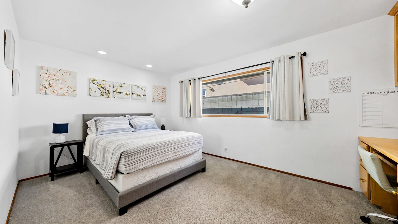 Photo of Bedroom in Lamanda Park